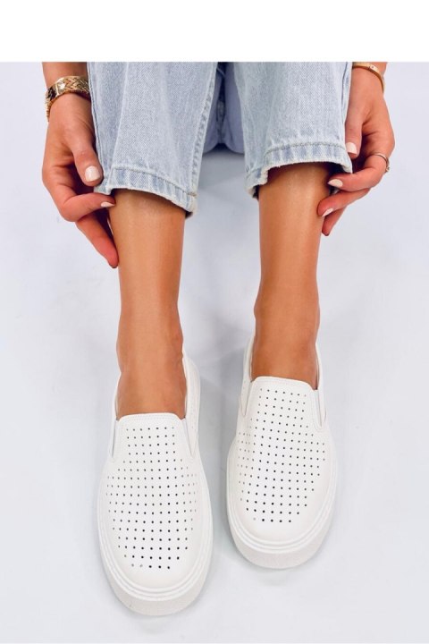 Trampki slip-on ażurowe TOWNS WHITE - Inello