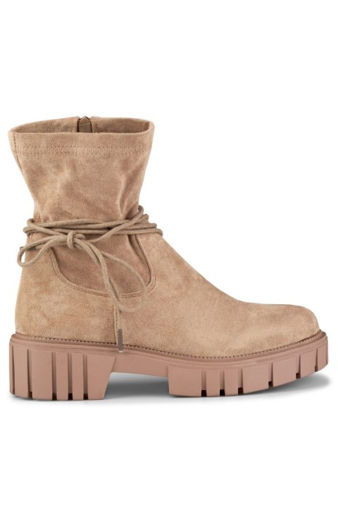 Botki Model DE1127NU Beige Zamsz - PRIMO