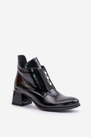 Botki Model Zazoo 60504 Black Lakier - Step in style