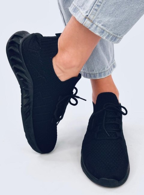 Buty sportowe skarpetkowe NEAM BLACK